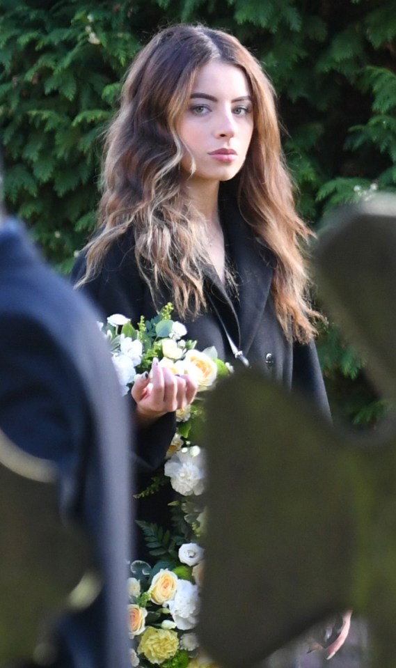 Jenny's stepdaughter Daisy (played by Charlotte Jordan) is seen at the funeral