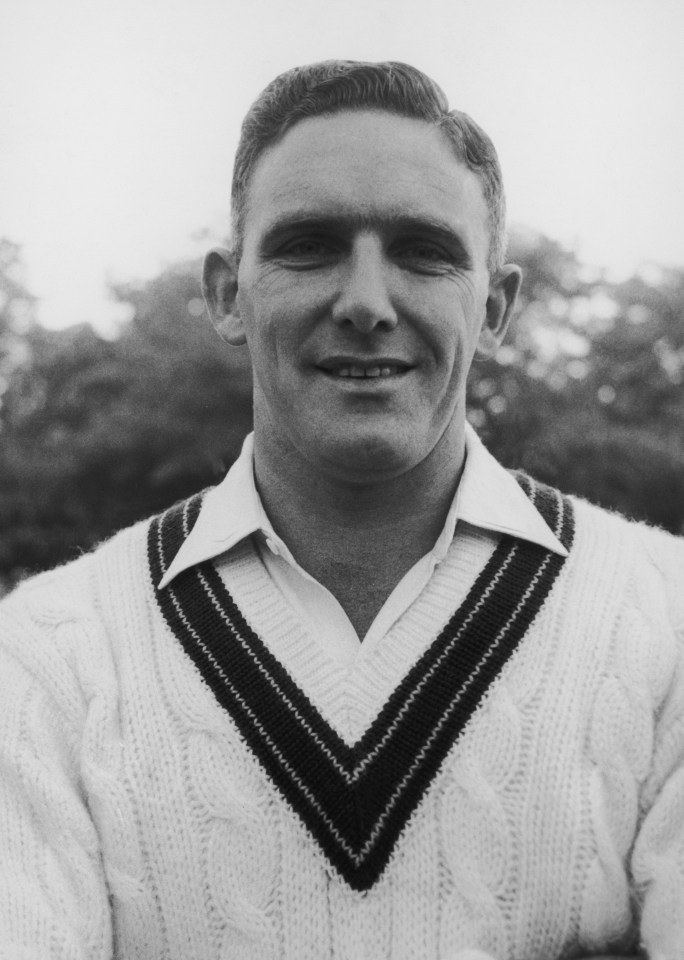 Alan Davidson was regarded as the world's best left-arm fast bowler of his day