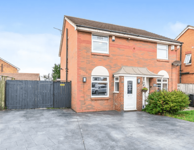 You could bag this red brick beauty for £95,000 in Hartlepool