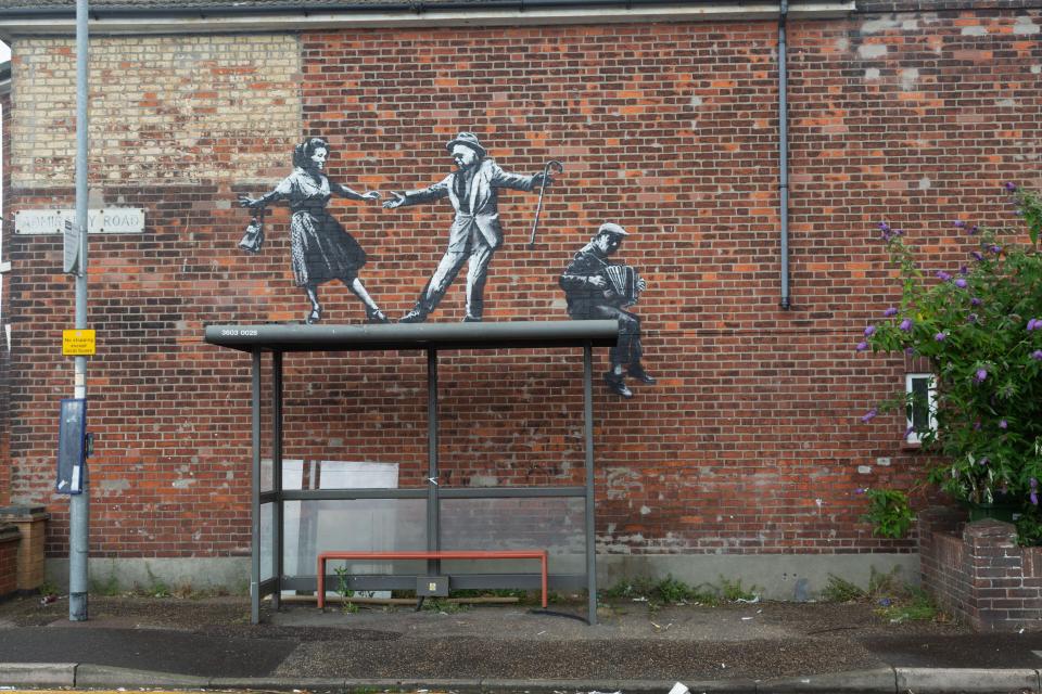 The bus stop dancers in Great Yarmouth was painted as part of The Great British Spraycation.