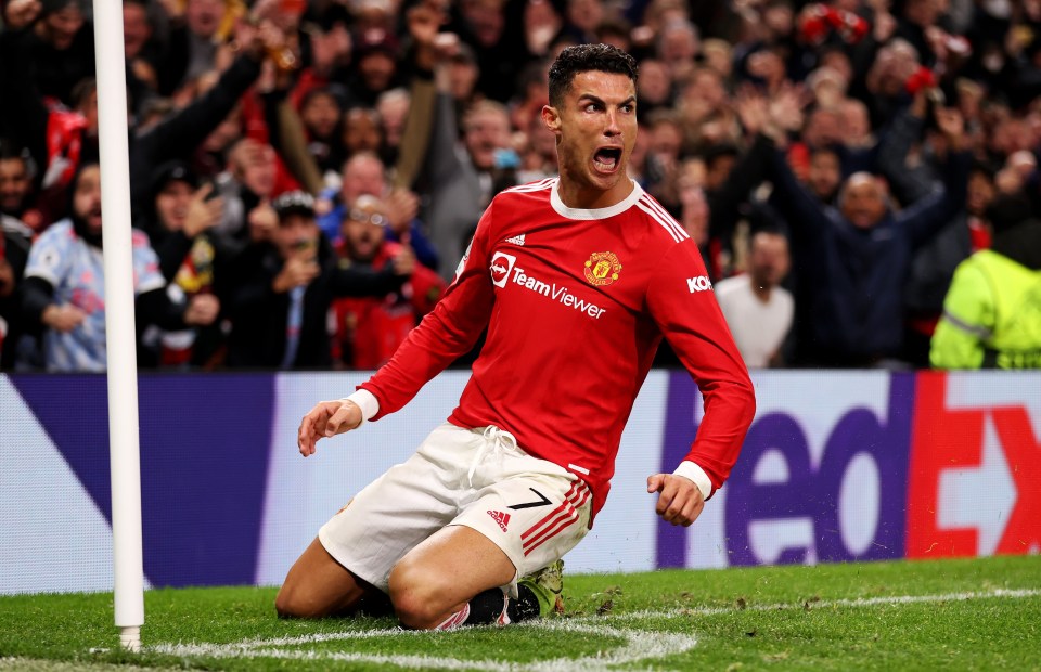 Ronaldo scored a late winner as Man Utd came back from two goals down to win 3-2