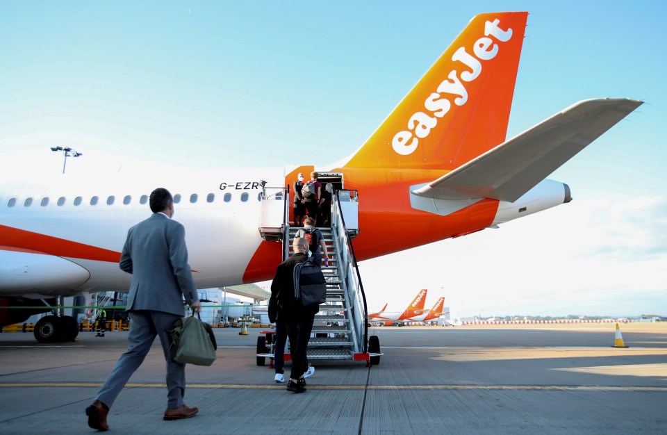 EasyJet passengers can get free lounge access with food and drink