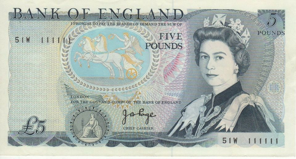 A whole series of ones on this £5 made it rare