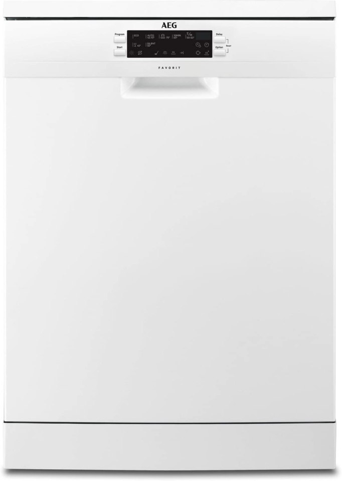 White AEG Favorit dishwasher with digital display.