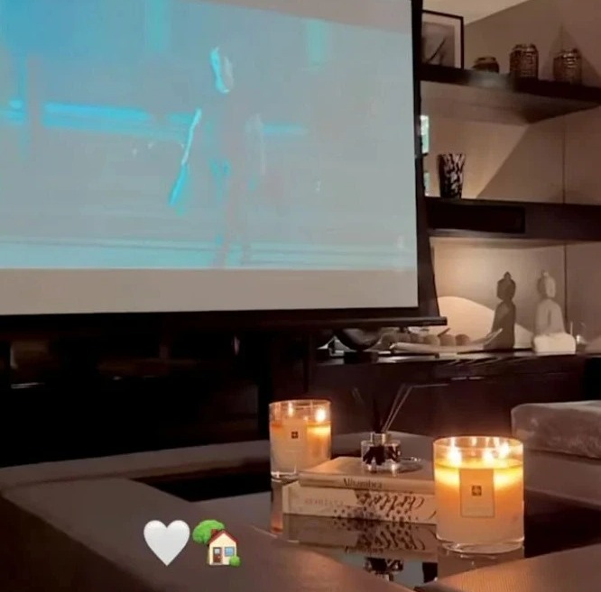 The star, 22, showed off her idyllic living room complete with a giant projection screen