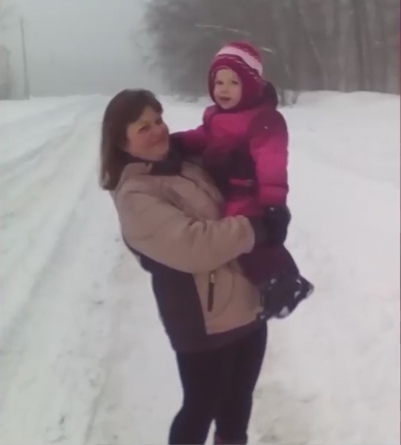 Tatiana Tretyak with her daughter little Miroslava Tretyak, 6,