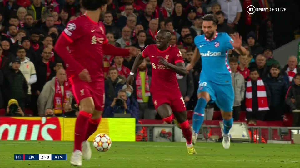 This was what Felipe was shown a red card for – NOT for ignoring ref Danny Makkelie