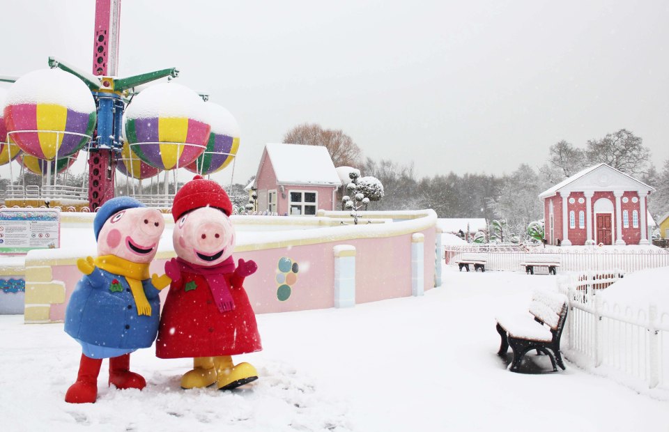 Paultons Park will be transformed to a Christmas wonderland and Peppa fans will have the opportunity to meet Peppa and George in their seasonal outfits