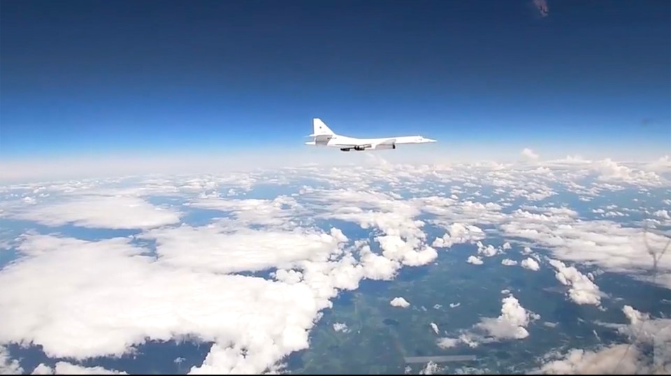 A Tu-160 bomber that was sent to overfly Belarus