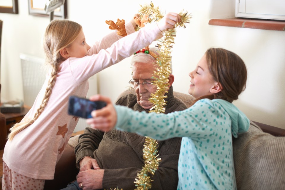 Child behaviour expert Sophie Giles explained how to get kids on best behaviour this Christmas