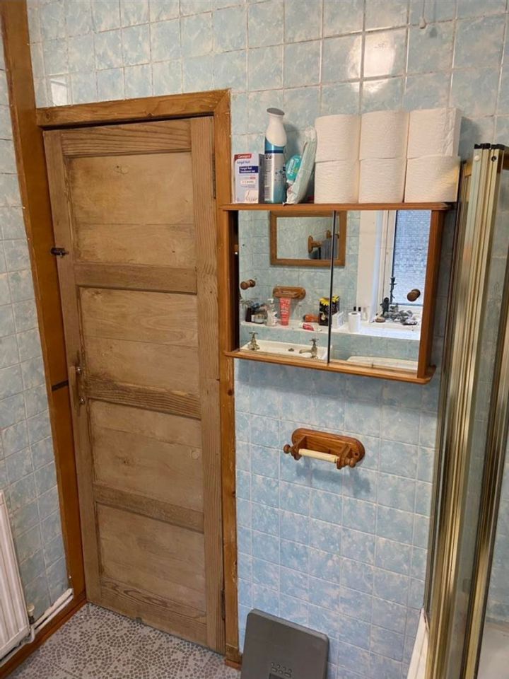 Monica used paint and tiles to drastically transform the bathroom