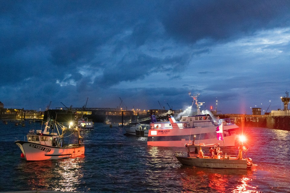 Skippers also blocked the fishing port of Saint-Malo