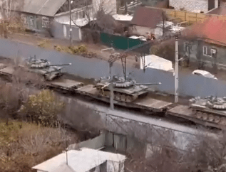 Russian tanks are transported by a train - also allegedly in Voronezh