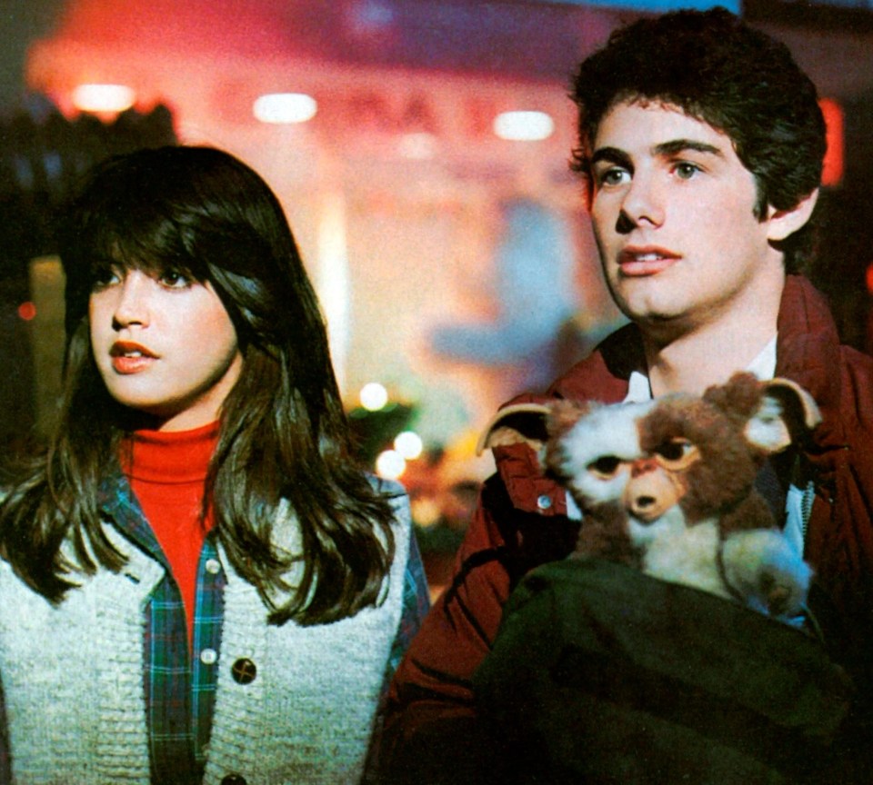 Zach Galligan with Phoebe Cates in the Christmas movie classic Gremlins