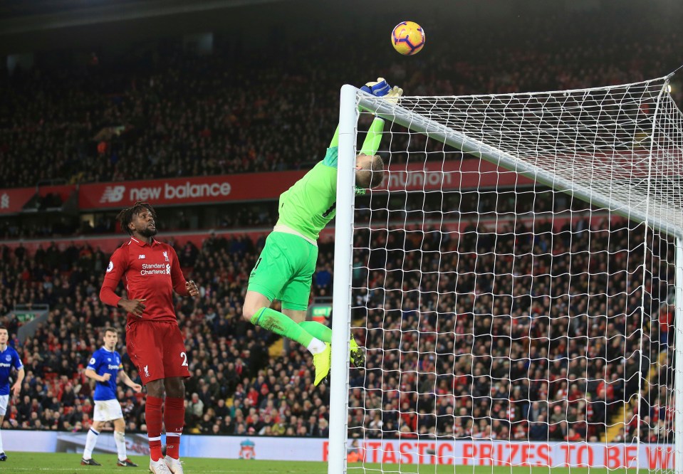 Pickford made a mess trying to catch Van Dijk's botched volley