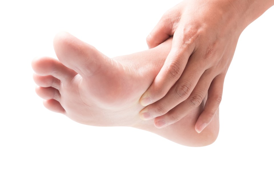 There are certain signs in your hands and feet that could be a sign of blood sugar damage