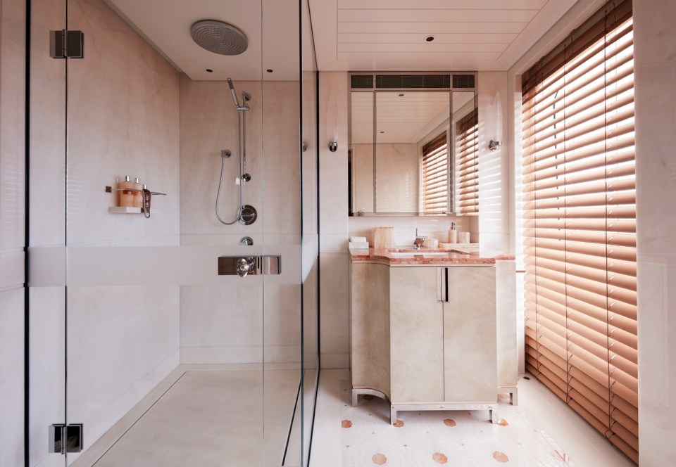 Each bedroom boasts its own en suite with a rain shower