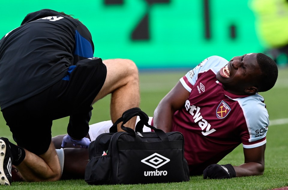 Kurt Zouma limped off injured in his reunion with Chelsea but had the last laugh