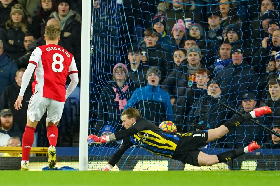 Martin Odegaard sweeps home Arsenal's opener