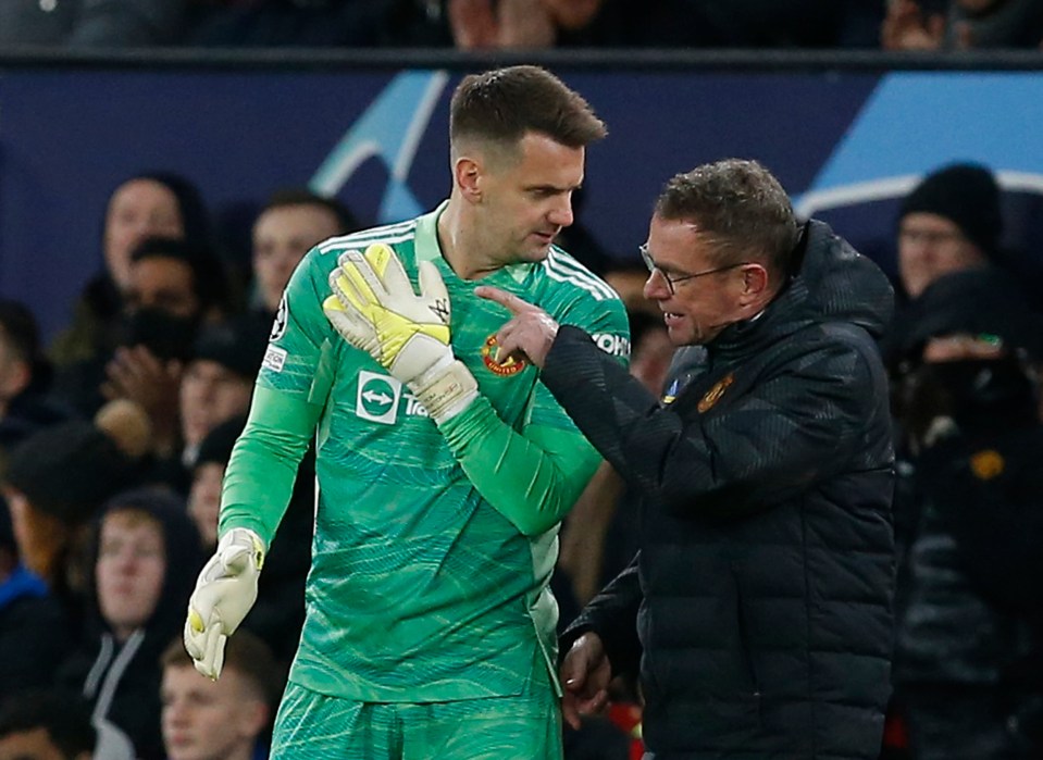 Veteran goalie Tom Heaton came off the bench for his debut