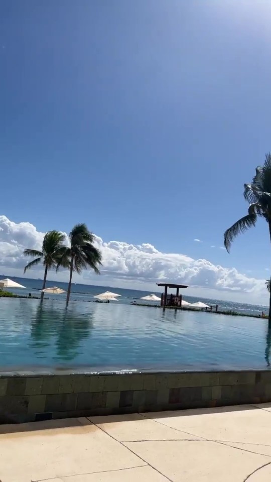 Mark shared photos and videos from their luxury hotel in Mexico