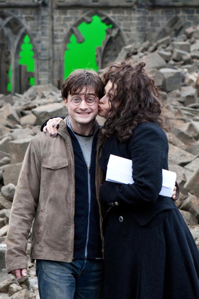 Daniel Radcliffe wrote co-star Helena a note after they worked together