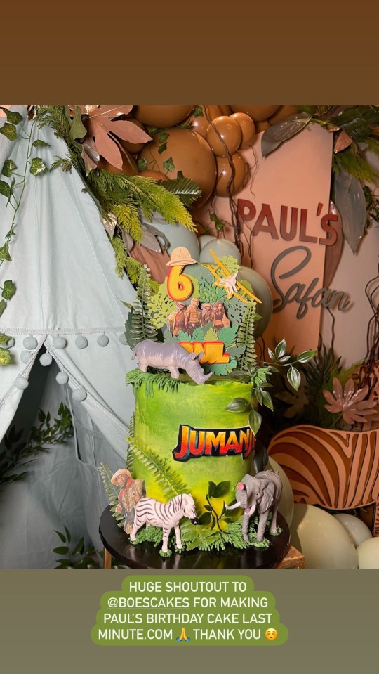 The huge two-tier cake paid tribute to the film Jumanji