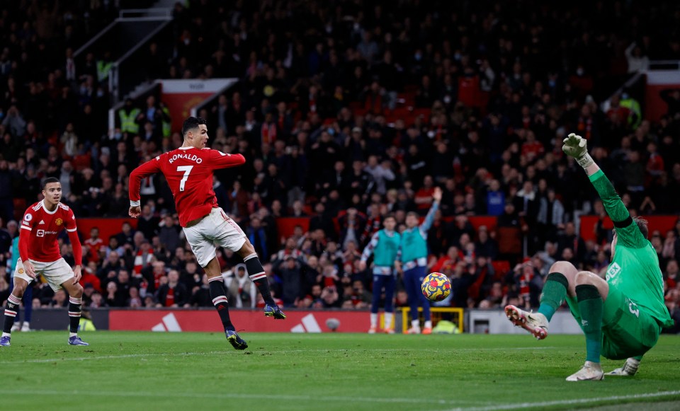 Ronaldo got himself on the scoresheet to put Man Utd 3-0 up in the first-half