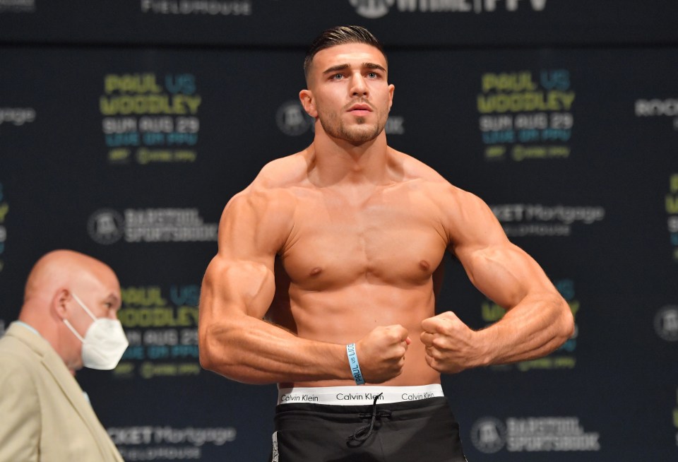 Tommy Fury had been scheduled to face Paul before pulling out due to illness and injury