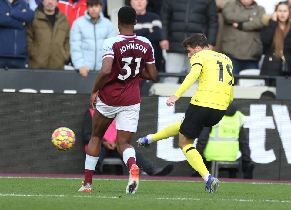 Mason Mount restored Chelsea's lead with a fine volley before half-time