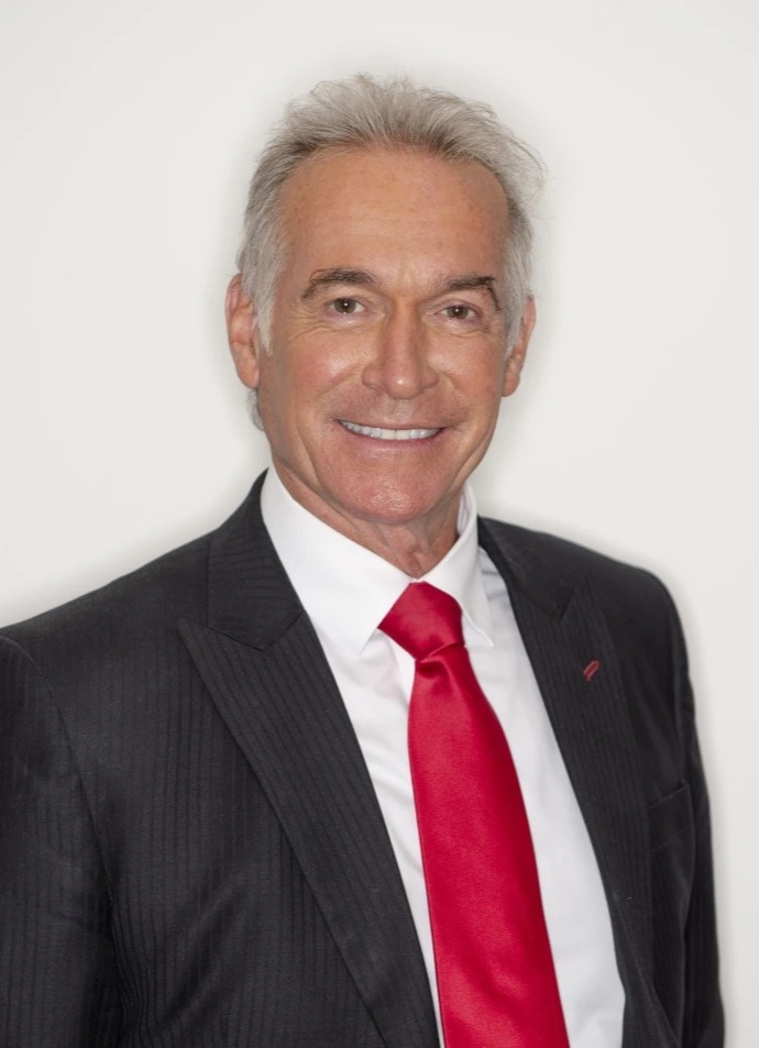 Dr Hilary Jones is still in touch with good mate Piers Morgan