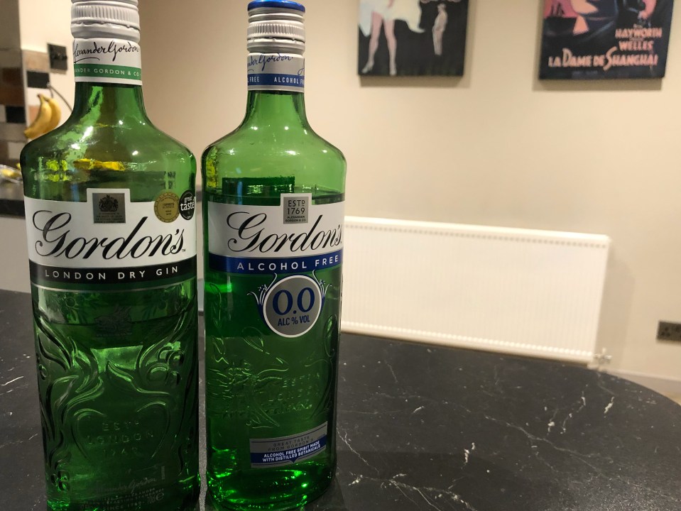 The design is immediately recognisable as Gordon's, but there's little chance of mixing up the non-alcoholic version with its boozy counterpart.