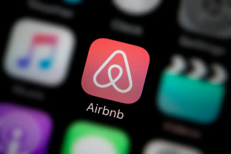 You can be fined for damaging an Airbnb property through the use of security deposits