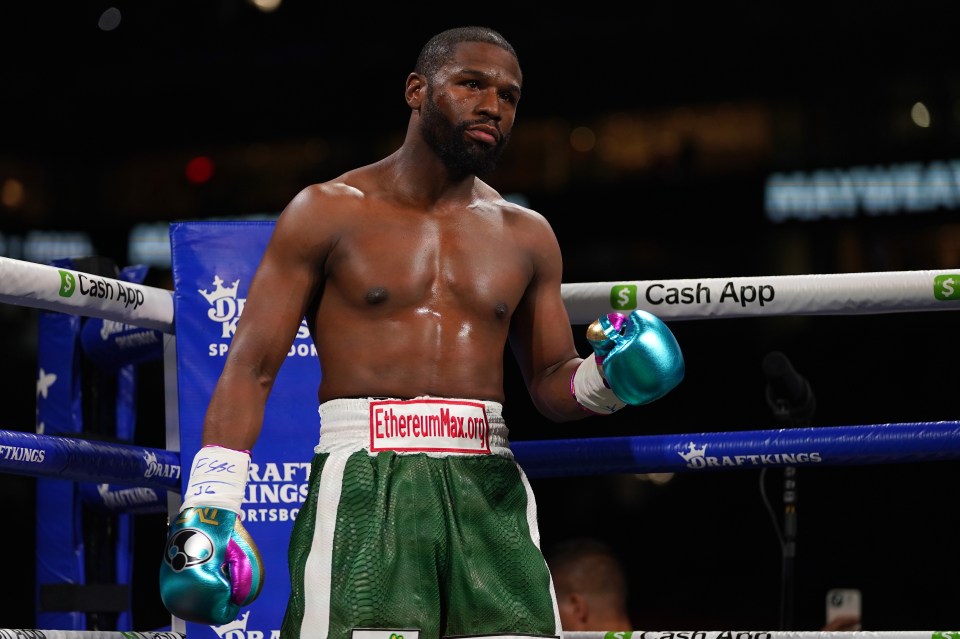 Mayweather fought Jake's brother Logan in an exhibition bout last year