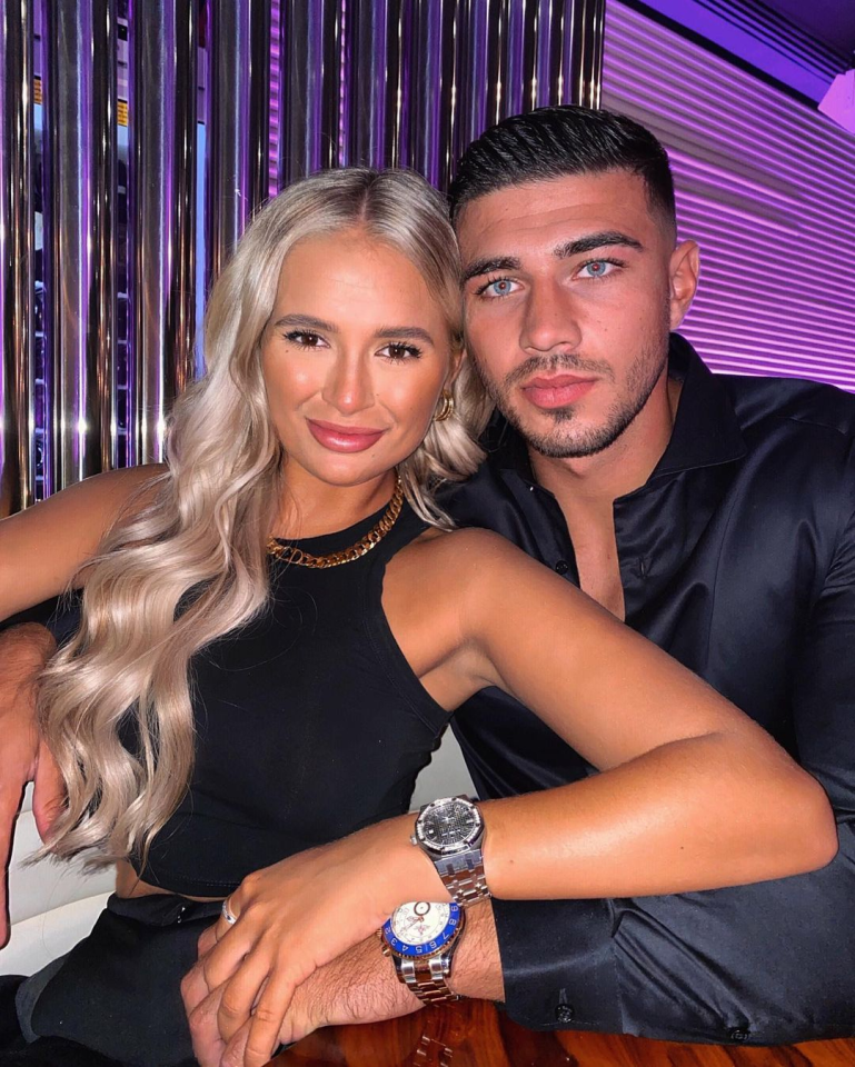 She is happily dating boyfriend Tommy Fury