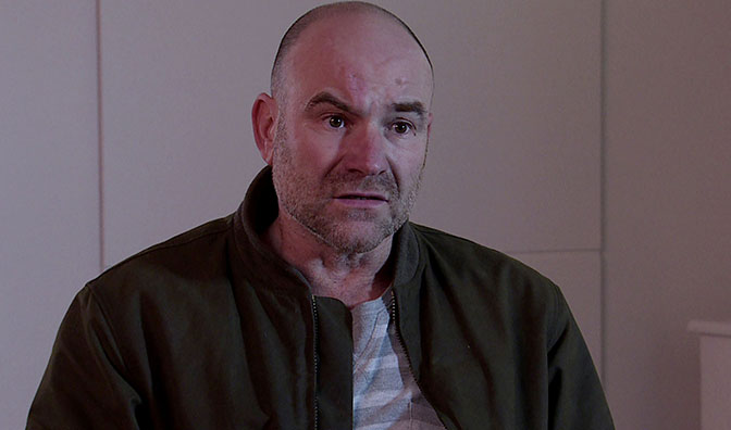 Tim Metcalfe is played by Joe Duttine