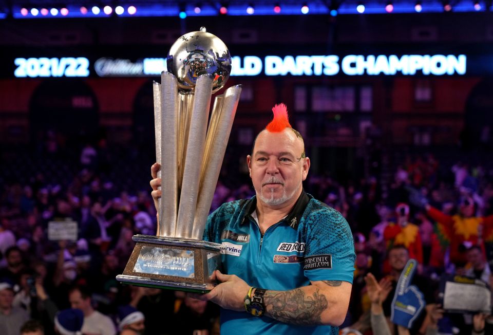 Wright overcome his early issues to win his second World Darts Championship