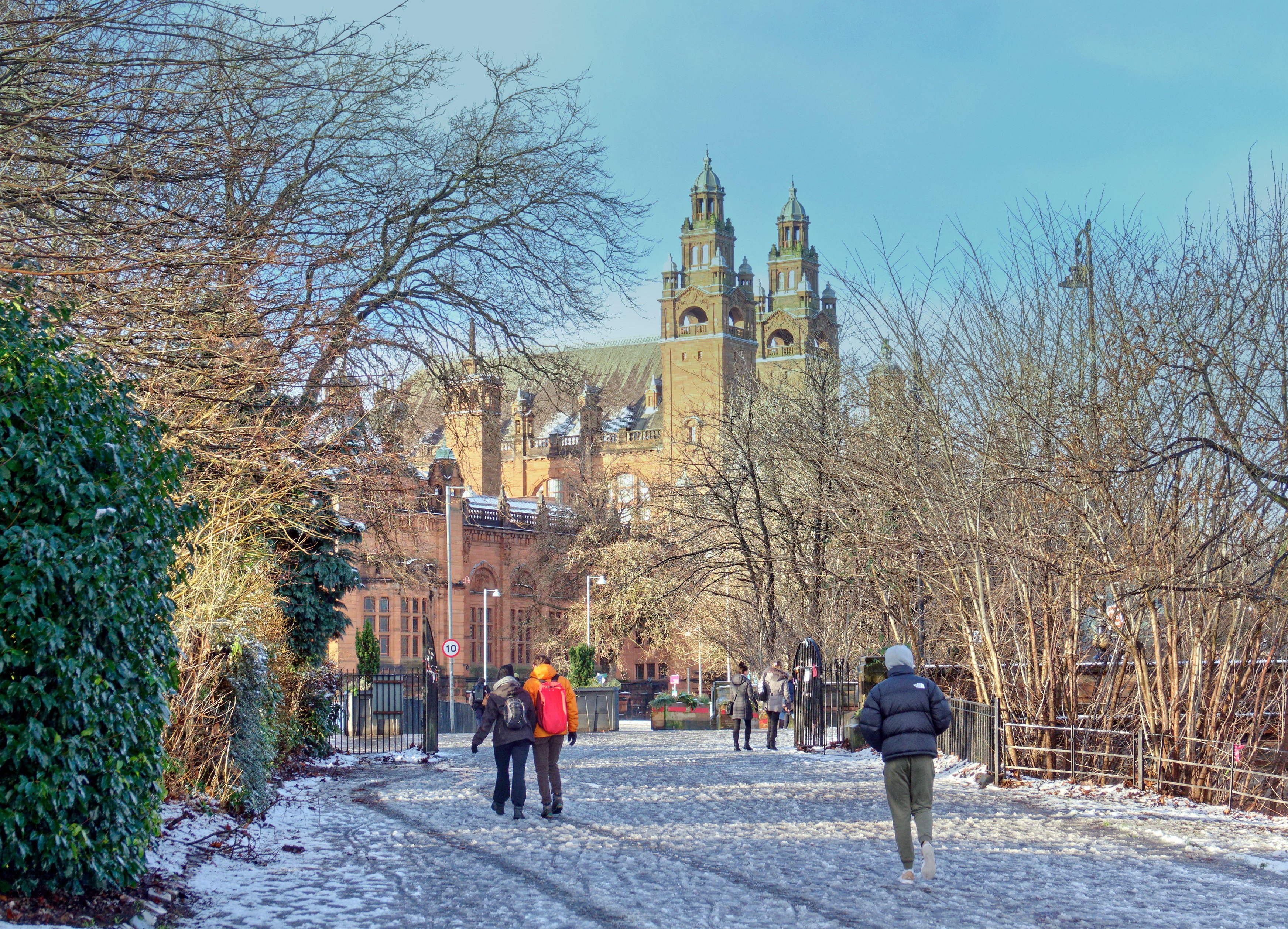 Glasgow has few sunny days with only 137 hours