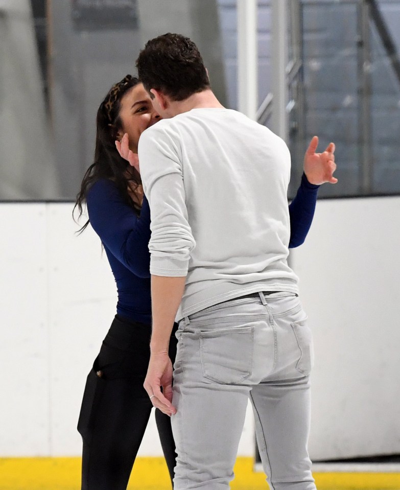 Vanessa Bauer and Brendan Cole got close at rehearsals this week