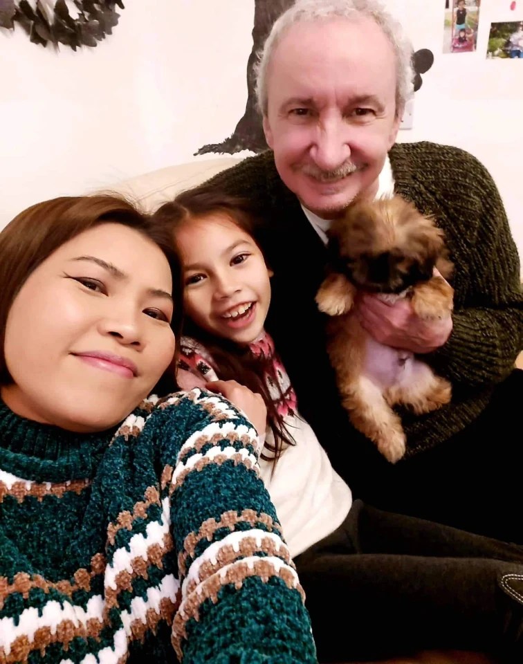 Patrick with wife Anong, daughter Josie and Shih Tzu Coco