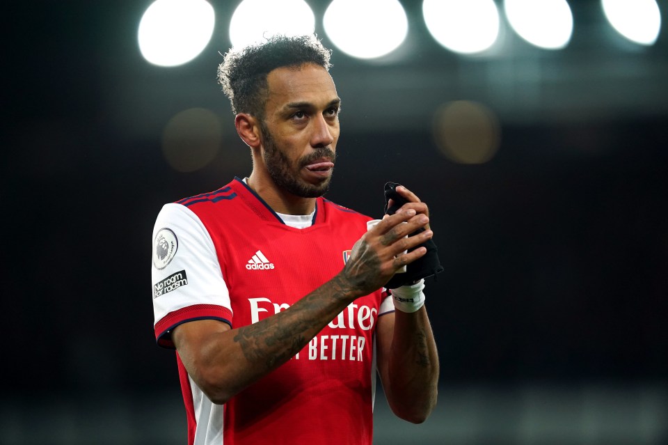 Pierre-Emerick Aubameyang’s Barcelona loan is back on