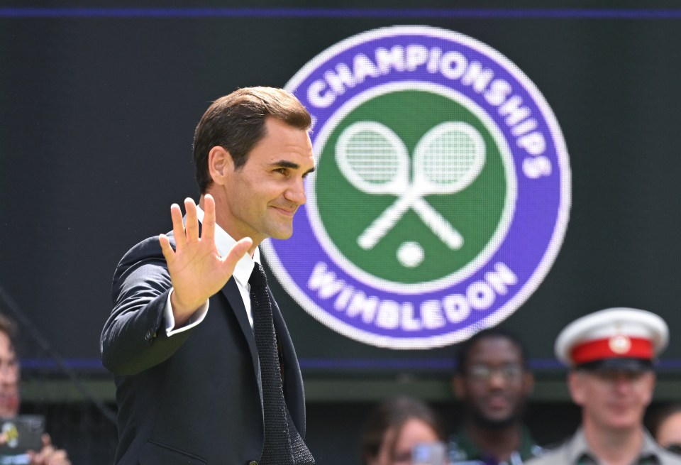 Federer jetted to Wimbledon this year... but not to compete