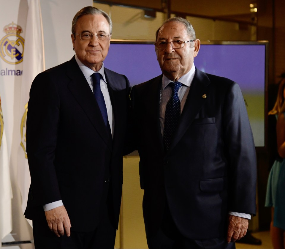 Gento with Real president Florentino Perez (left)