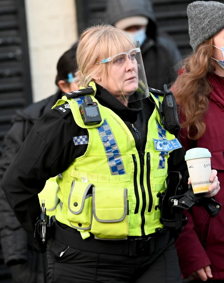 Sarah was seen sporting a face shield as filming took place on Monday