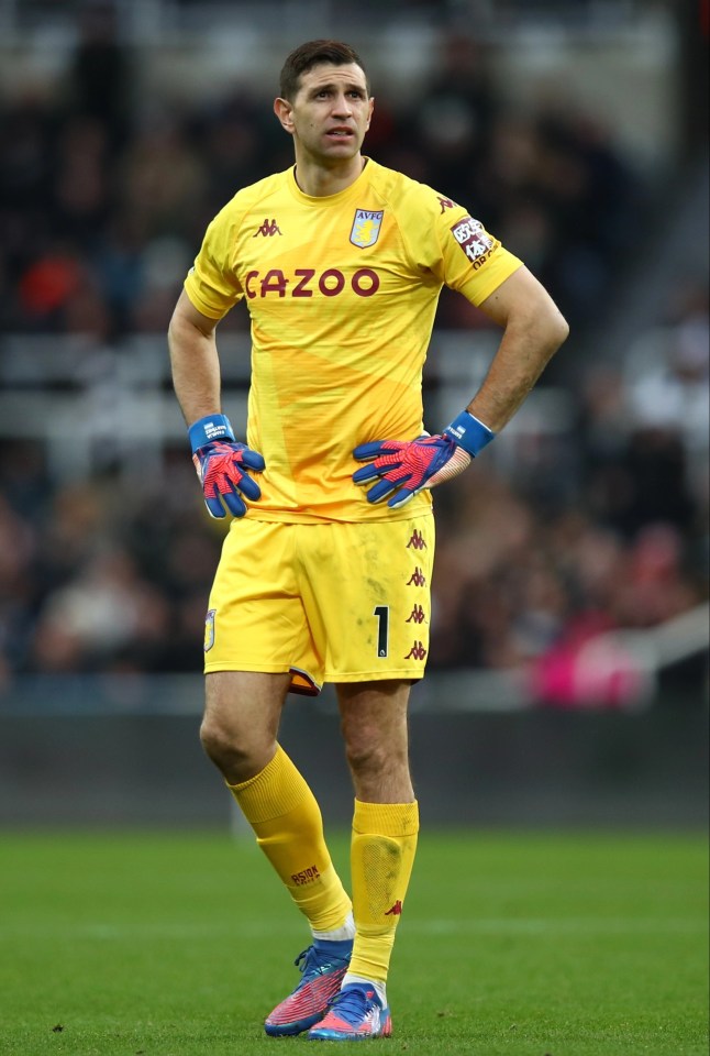 Aston Villa goalkeeper Emiliano Martinez left Arsenal in the summer transfer window