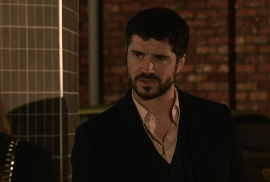 Adam Barlow continued to defend himself in tonight's episode