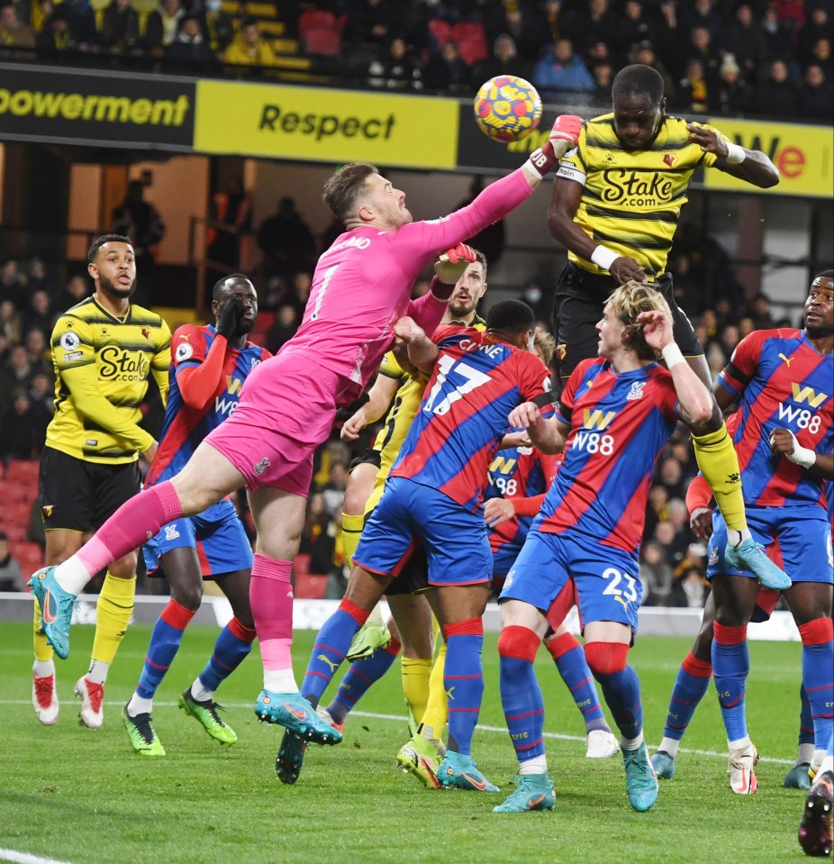 Midfielder Moussa Sissoko rises to head Watford level on 18 minutes