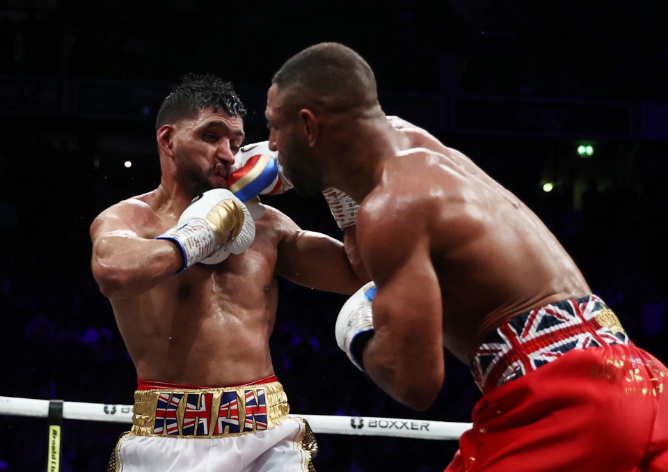 Amir Khan was at last halted in round six