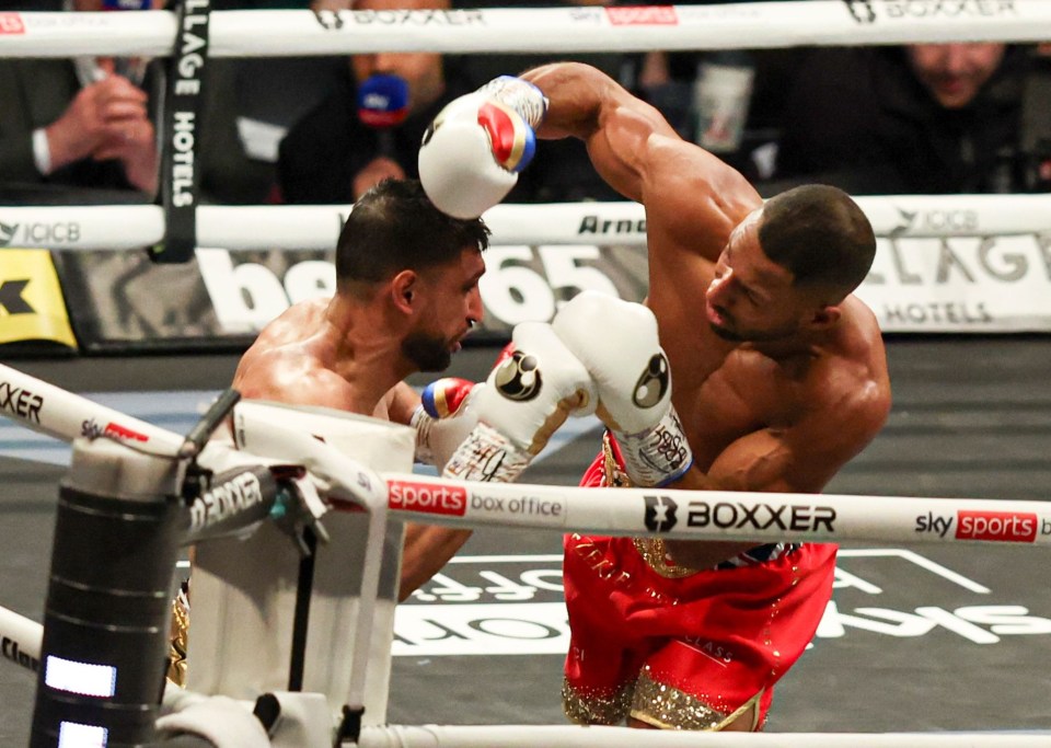 Kell Brook registered a sixth-round TKO victory over Amir Khan last weekend