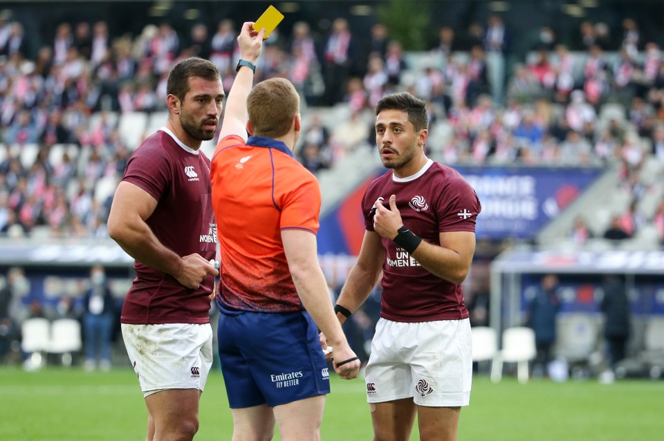 Damon Murphy refereeing France vs Georgia in the Autumn Nations series